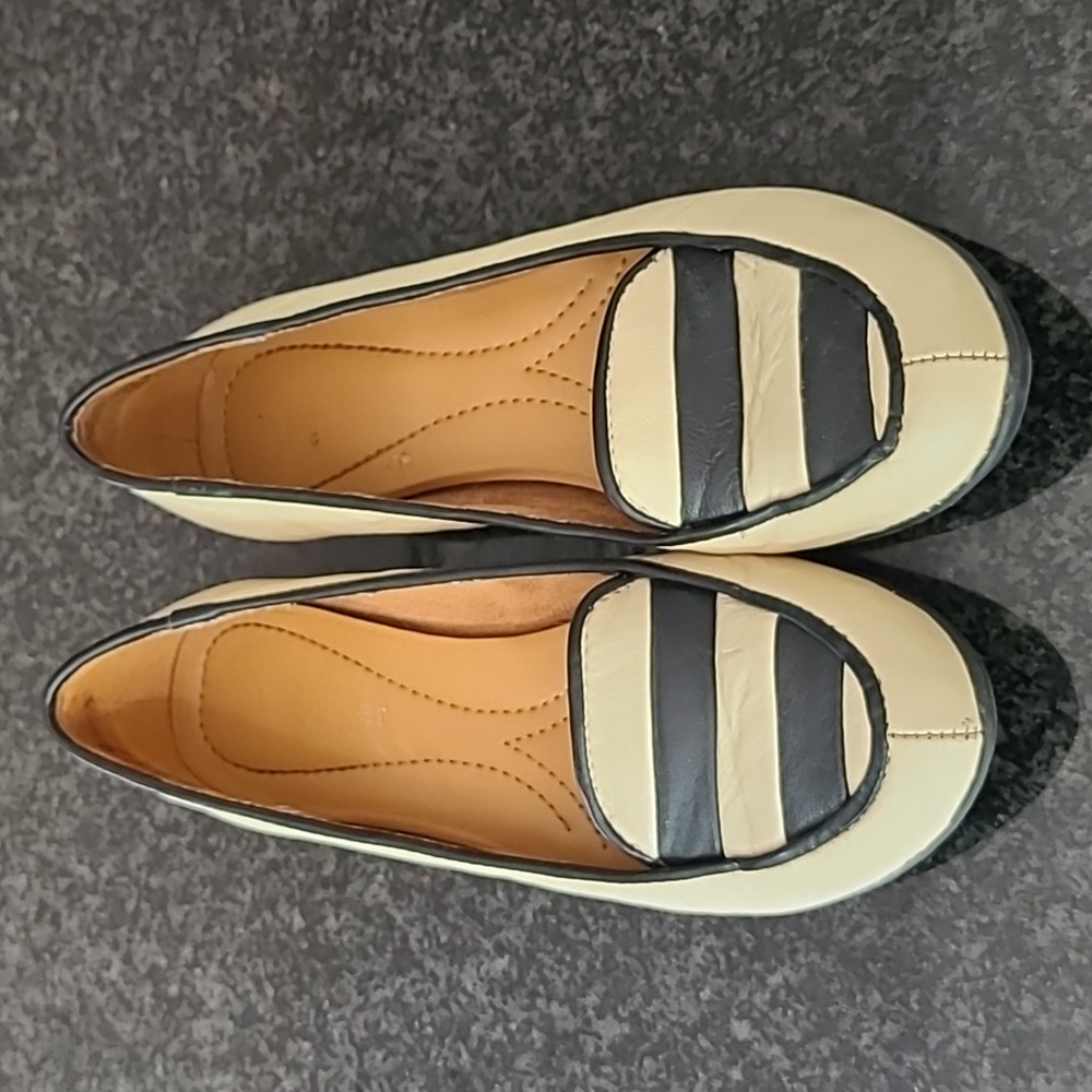 Naturalizer size 5 shoes